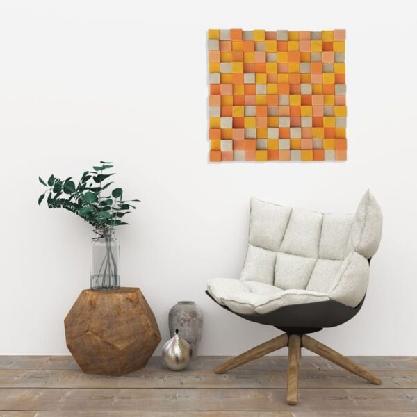 Instalación mural de madera en tonos naranjas y dorado